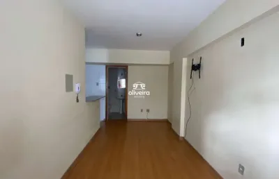 Kitinet central, próximo à ucpel e restaurante universitário