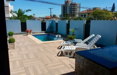Casa com 3 quartos à venda no Centro, Pelotas 