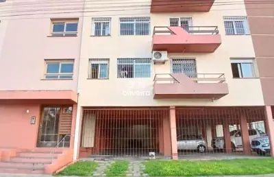 Apartamento com 3 quartos para alugar no Centro, Pelotas 