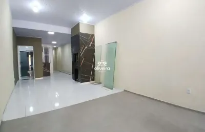 Casa com 2 quartos para alugar no Centro, Pelotas 
