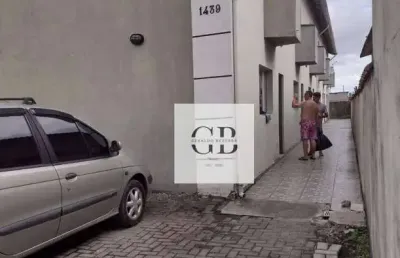 Casa em condomínio fechado com 2 quartos à venda no Balneário Regina Maria, Mongaguá 
