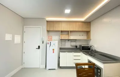 Apartamento com 1 quarto para alugar na rua joão marçal, 216, trindade, florianópolis, 32 m2 por r$ 2.900