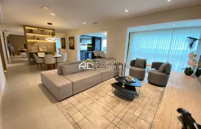 Apartamento alto padrão, porteira fechada, face norte, 166m2, 4 quartos sendo 3 suítes, 3 vagas.