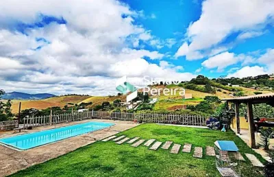 Excelente casa em condomínio fechado, parque das colinas em matias barbosa