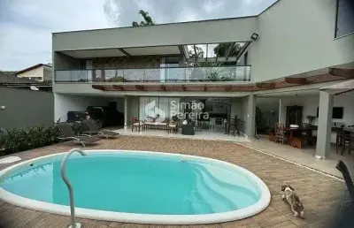 Casa com 3 quartos à venda no Aeroporto, Juiz de Fora 
