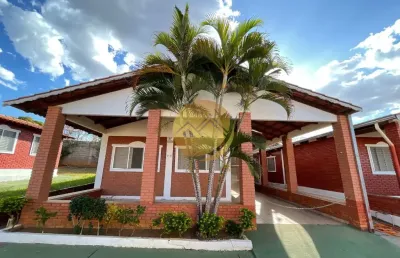 Seu refúgio em caldas novas te espera! condomínio com lazer completo: piscina, sauna, churrasqueiras e muito mais