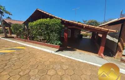 Chalé muito barato em caldas novas com 2 quartos, 1 banheiro, varanda