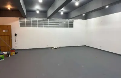 Sala comercial com 1 sala para alugar na Rua Treze de Maio, Vila Galvão, Guarulhos