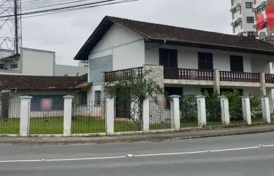 Casa com 14 dormitórios para alugar no bairro centro em timbó/sc