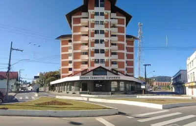 Sala comercial para alugar no bairro centro em timbó/sc