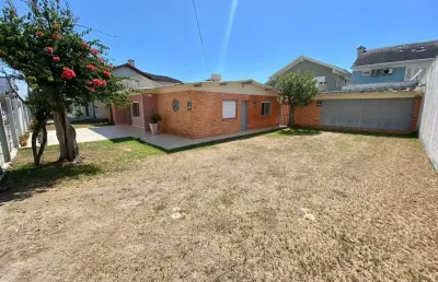 Casa com 5 dormitórios na av. beira mar de capão da canoa