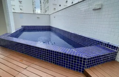 Apartamento com ar-condicionado e piscina no condomínio