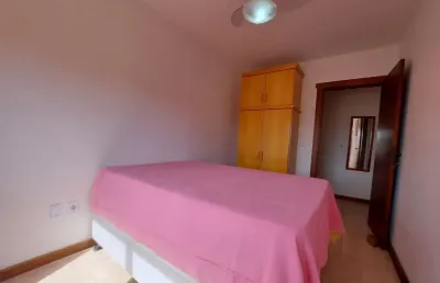 1 quarto a 20 metros do mar entre o letreiro de capão da canoa e praça flávio boianoviski