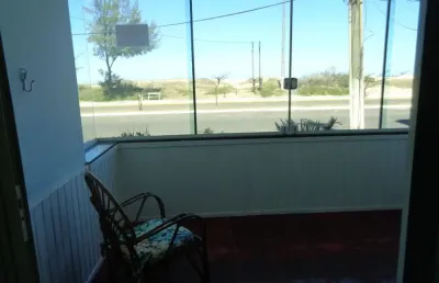 Apartamento térreo com 3 quartos na av. beira mar capão da canoa
