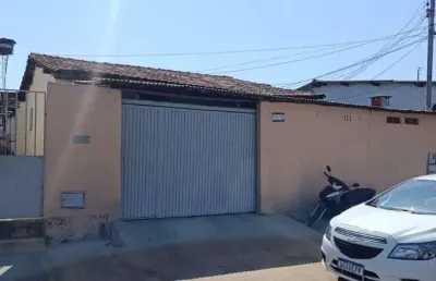 Casa com 3 quartos à venda na mauá, 818, setor central, anápolis por r$ 300.000