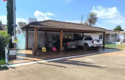 Casa em condomínio fechado com 3 quartos à venda na sn 08, 63, residencial sol nascente, anápolis por r$ 599.000
