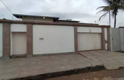 Casa com 3 quartos à venda na franklin roosevelt, 167, vila nossa senhora d'abadia, anápolis por r$ 750.000