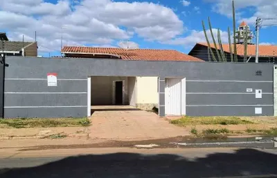 Casa com 3 quartos para alugar na s-004, 500, anápolis city, anápolis por r$ 3.000