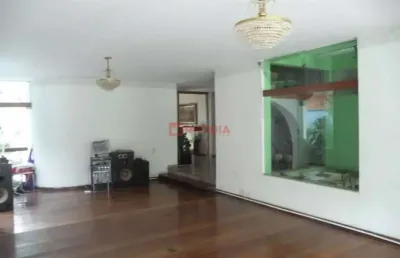 Venda ou locação casa residencial em interlagos sp, 4 dormitórios sendo 2 suítes e 5 vagas
