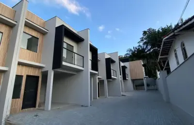Casa com 2 quartos à venda no Floresta, Joinville 