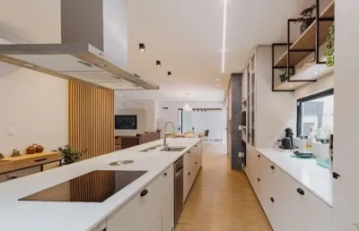 Casa com 4 quartos à venda no América, Joinville 