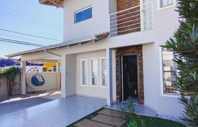 Casa com 4 quartos à venda no Parque Guarani, Joinville 
