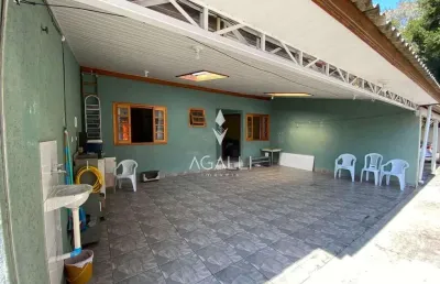 Casa com 3 quartos à venda no Pinheirinho, Curitiba 
