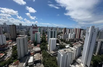Excelente apartamento -3 quartos -3 vagas e andar muito alto