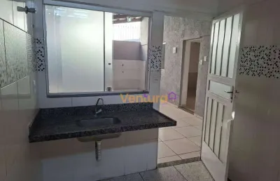 Casa com 2 quartos para alugar na Rua Aurora Maria da Conceição, Santa Cruz, Betim