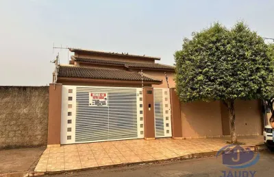 Jaudy gestão vende: casa ampla no jardim marajoara - vg i 03 suítes!