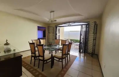 Linda casa no vicente pinzon, 4 quartos 2 suites , piscina,  4 vagas