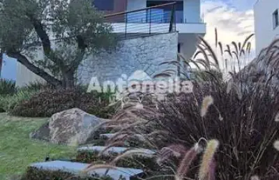 Casa com 4 quartos à venda na Nossa Senhora da Saúde, Caxias do Sul 