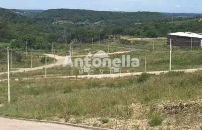 Terreno à venda no Mariland, Caxias do Sul 