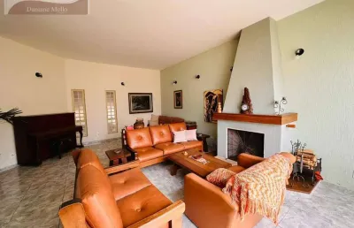 Casa com 4 quartos à venda na Avenida das Nações, Jardim Europa, Bragança Paulista