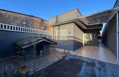 Casa com 2 quartos à venda na Rua Prof Terezinha Rodrigues Kalil, 903, Parque D'Aville, Peruíbe