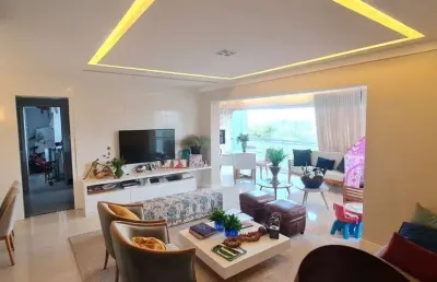 Patamares, 130m², vista mar, andar alto, varanda integrada, 1 suíte, climatizado, fino acabamento, 2 vagas, fino acabamento. agende sua visita!