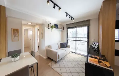 Apartamento com 2 quartos à venda na rua reinaldino schaffenberg de quadros, 201, centro, curitiba, 46 m2 por r$ 753.924