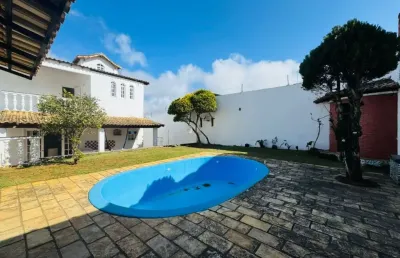 Casa independente com piscina  e espaço gourmet no aeroporto
