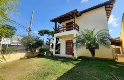 Casa duplex incrível com área gourmet e quadra – condomínio fechado