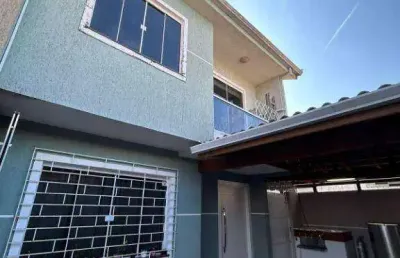 Sobrado dúplex em condomínio no fazendinha – conforto e praticidade!