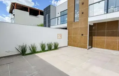 Casa com 3 quartos à venda na Rua Domingos Aguiar, 225, Ponte Funda, Divinópolis