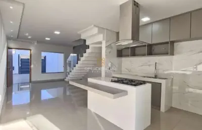 Casa com 3 quartos à venda na Rua Janot Viana da Silva, 155, Santa Marta, Divinópolis