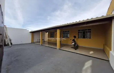 Casa com 3 quartos à venda na Rua Havaí, 351, Belvedere, Divinópolis