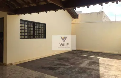 Casa com 3 dormitórios à venda, 105 m² por r$ 370.000,00 - ipanema - araçatuba/sp