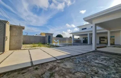 Casa nova de 04 suítes em condomínio fechado em porto seguro!