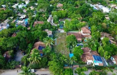 Excelente terreno plano próximo a praia em arraial dajuda, bahia