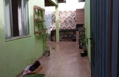 Casa à venda na Rua Santa Luzia, Santa Cecília, Esmeraldas