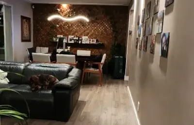 Lindo apartamento pronto para morar, planta muito bem distribuída,sacada gourmet, dormitórios amplos, bem ventilado, vista maravilhosa , sem defeito.