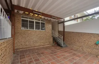 Casa com 3 quartos à venda na Rua Ilicínia, 272, Horto Florestal, São Paulo