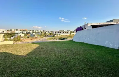 Alphaville ii - terreno com leve aclive, vista livre
